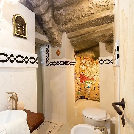 La Tana Del Bruco