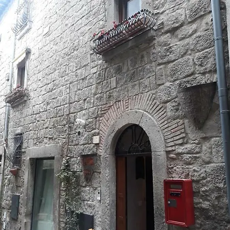 La Tana Del Bruco 3*